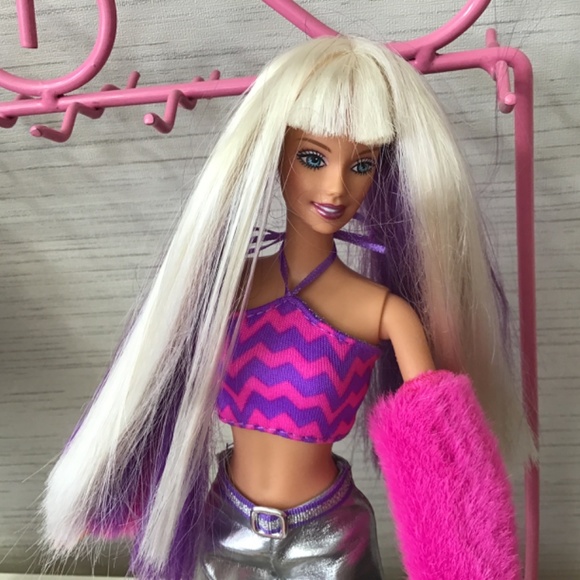 Barbie Jam’n Glam Dolls and HTF Drum Set - Picture 13 of 16